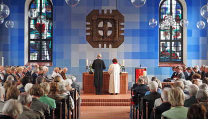 Immanuelkirche Wedel / Kirche am Roland - Copyright: Kirchengemeinde Wedel