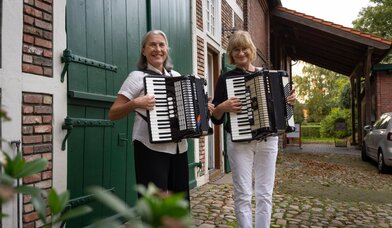 Akkordeon-Duo 'On Tour' - Copyright: Elisabeth Lerch-Palme