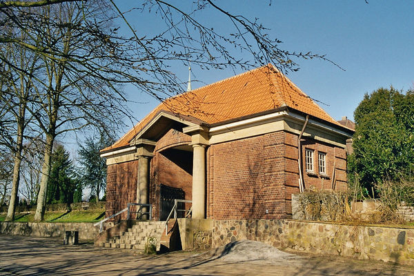 Friedhofsportal Ochsenwerder - Copyright: Simone Vollstädt