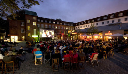 Stimmungsvolle Kulisse für tolle Filme: der Alsterdorfer Markt - Copyright: Evangelische Stiftung Alsterdorf