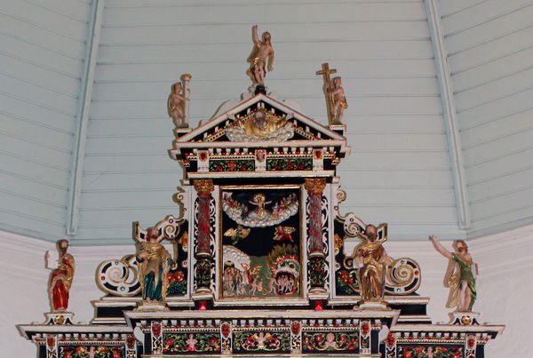 Oberer Teil des Altaraufsatzes (Retabel) in der St. Pankratiuskirche Ochsenwerder - Copyright: Simone Vollstädt