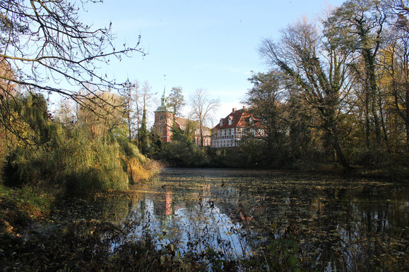 Pastorenbrack, Pastorat und Kirche in Ochsenwerder