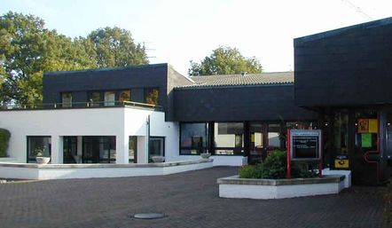 Albert-Schweitzer-Kirche Norderstedt - Copyright: Gunnar Urbach