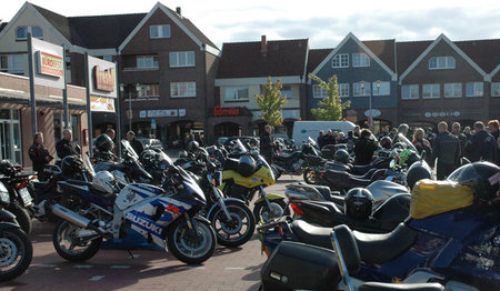 Bikerfrühstück bei EDEKA Ermeling