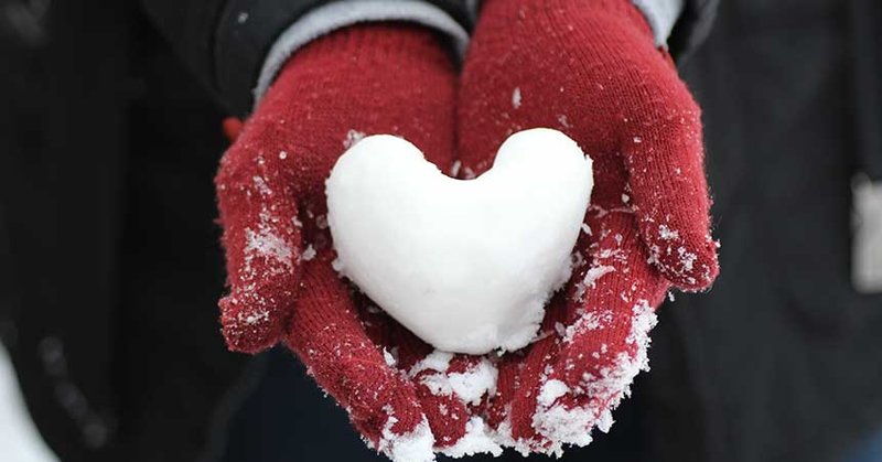 Herz aus Schnee