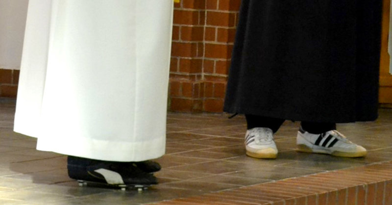 Fußballschuhe zum Talar: So liefen die Eidelstedter Pastoren bei der WM 2014 auf 