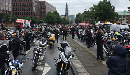 Die Ludwig-Erhard-Straße war ab 9 Uhr morgens für die Bikes gesperrt