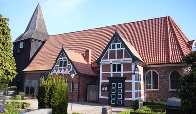 St. Nicolai zu Altengamme - Copyright: Ute Schmoldt-Ritter