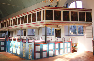 Gestühl und Längsempore in der St. Pankratiuskirche Ochsenwerder
