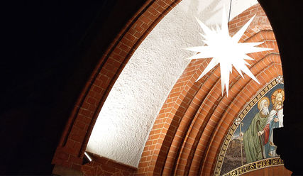 Eingang zur Kirche am Markt - Copyright: © Hagen Grützmacher