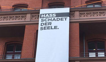Copyright: Rolf Zoellner