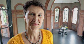 Rossella Casonato lebt seit 1990 in Hamburg und ist Pastorin der Kirchengemeinde Hamburg Eimsbüttel. - Copyright: © Hagen Grützmacher