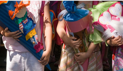 Alles Gute für den Schulanfang – was anderes kommt nicht in die Tüte - Copyright: blacky/fotolia