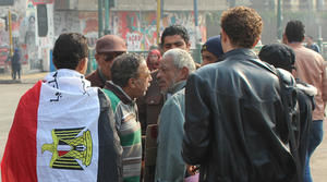 Diskussionen auf dem Tahir-Platz in Kairo  Foto: Paul Steffen - Copyright: Paul Steffen