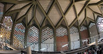 Innenansicht: Die ehemalige Kapernaumkirche  - Copyright: epd