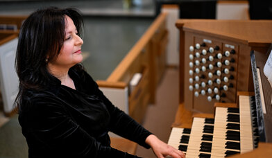 Liya Petrides (New York) - Copyright: Eliana Barwinski