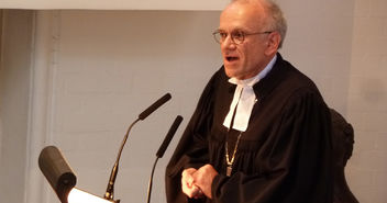 'Für Menschlichkeit und gegen Hass eintreten': Horst Gorski bei seiner Abschiedspredigt - Copyright: Sabine Henning/kirche-hamburg.de