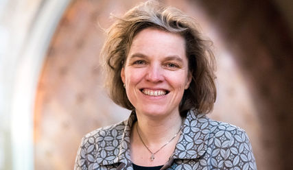 Blick über den Tellerrand: Astrid Kleist ist zuständig für 19 lutherische Kirchen in 8 Ländern Europas - Copyright: Hauptkirche St. Jacobi