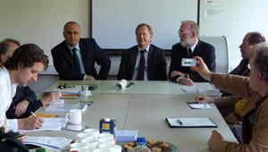 Die Pressekonferenz zur Akademie der Weltreligionen - v.r. Ephraim Meir, Wolfram Weiße, Mustafa Yoldas