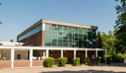 Kreuzkirche Stellingen - Copyright: Eb/KG Stellingen