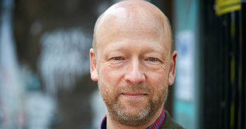 Klare Kante gegen die Feinde der offenen Gesellschaft fordert Johann Hinrich Claussen - Copyright: Andreas Schoelzel