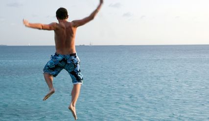 Sprung in eine andere Zeit – voller Erlebnisse und Begegnungen - Copyright: istock