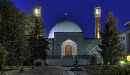 'Blaue Moschee' an der Alster - Copyright: © Matthias Krüttgen / Fotolia.com