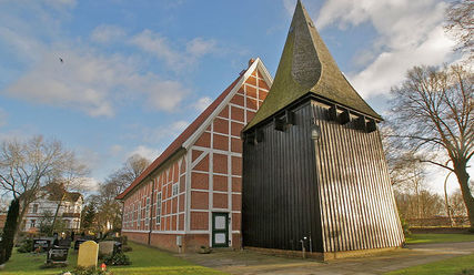 Die evangelisch-lutherische Dreieinigkeitskirche in Hamburg-Allermöhe - Copyright: © Creative Commons, flamenco, CC BY-SA 3.0