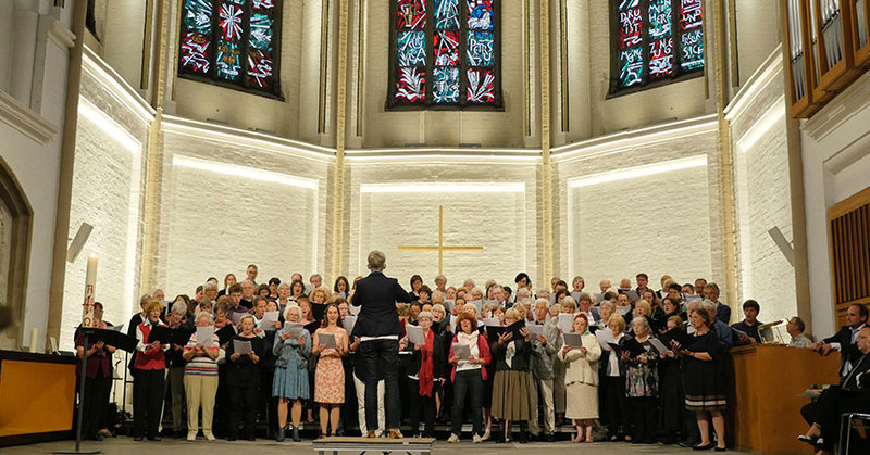 Projektchor 2016 der Nach der Chöre in der Hauptkirche St. Petri – © Christian Kalnbach