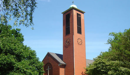 Erlöserkirche Halstenbek - Copyright: Klaus Badewitz / Kirchengemeinde Halstenbek