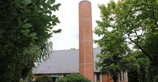 - Copyright: epd Die Kirche der Gemeinde "Zu den 12 Aposteln". - © epd - Copyright: epd