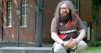 Hat sein kleines Paradies gefunden - St. Pauli-Küster Philippe Köster - Copyright: Silke Theune/kirche-hamburg.de