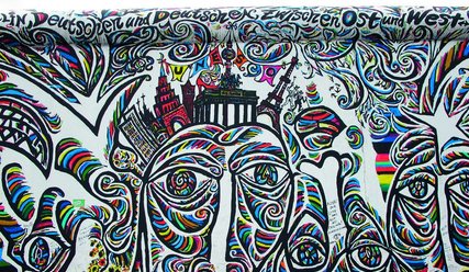 Buntes Fragment - Westdeutschland / Ostdeutschland - Copyright: Christian B, pixabay