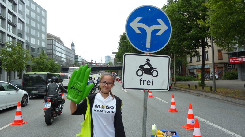 Weg frei für Biker - Lulu Melanchthon engagierte sich