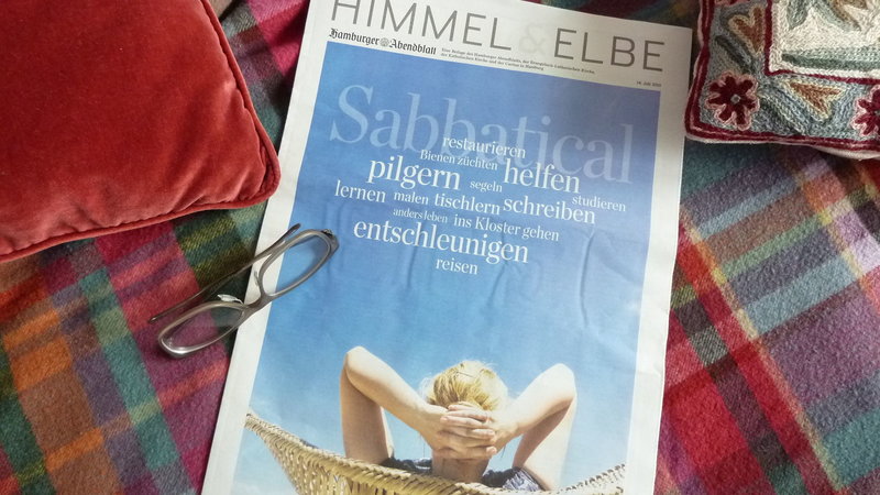 Gemüüüütlich, auch bei Sommerregen - mit der neuen Himmel & Elbe auf dem Sofa