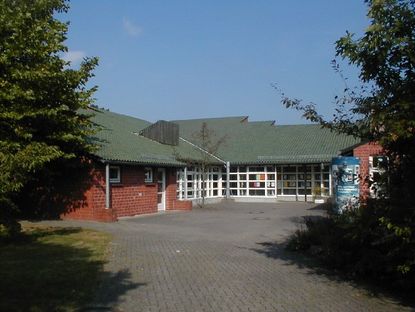 Vorplatz der 'Arche Noah' - Copyright: K. Badewitz, Kirchengemeinde Halstenbek