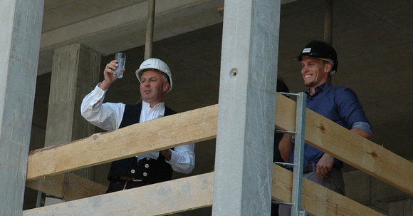 Polier Uwe Horneborg beim Richtspruch
