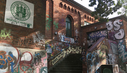 Damalige Reit- und Exerzierhalle - Copyright: Monika Rulfs
