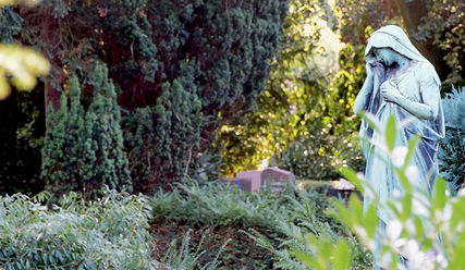 Statue auf dem Friedhof Diebsteich - Copyright: © Hagen Grützmacher