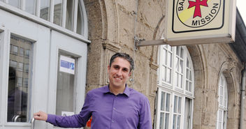 Axel Mangat, Leiter der Hamburger Bahnhofsmission - Copyright: Gitta Schröder