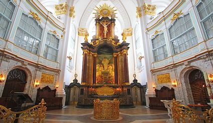 Dem barrierefreien Sehen, Hören und Vorankommen steht im Michel nur noch wenig im Weg - Copyright: Fotolia
