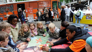 Das Brotmobil mit Kindern