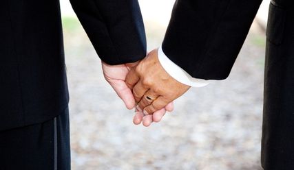 Zur Feier des Tages können schwule und lesbische Paare am Sonntag im Rathaus heiraten - Copyright: fotolia