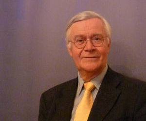 Leitete die Wahlen: Synodenprädident Hans Peter Strenge - Copyright: Mechthild Klein