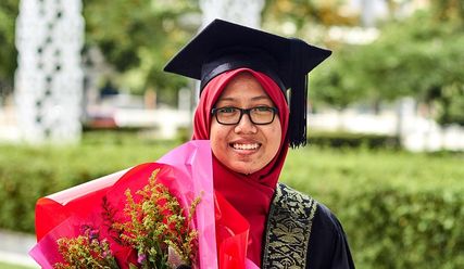 Studentin beim Abschluss - Copyright: © Creative Commons, CC0