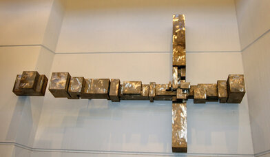 Liegendes Kreuz - Copyright: Renate Ott-Filenius