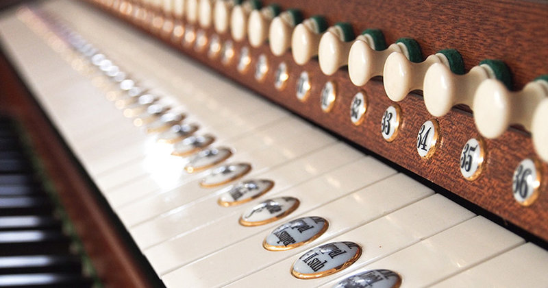 Fehlen nur noch die Virtuosenhände – ein Manual der Michel-Orgel