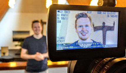 Pastor Jonas Göbel - Copyright: © Hagen Grützmacher