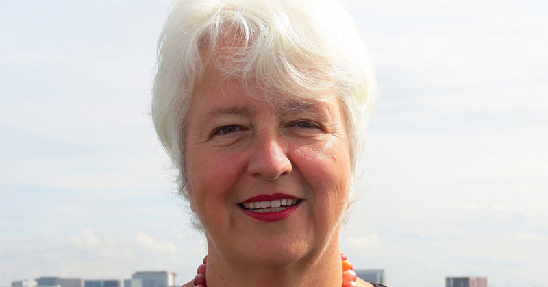 Pastorin Corinna Schmidt ist geistliche Leiterin des Ökumenischen Forums Hafencity. - © Ökumenisches Forum Hafencity