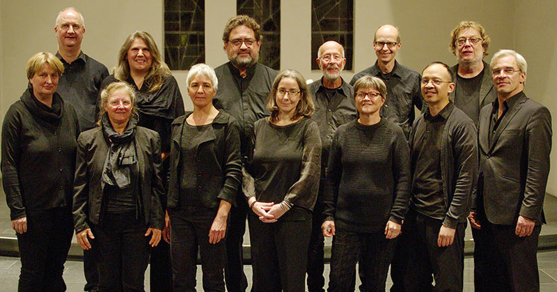 Die schola cantorum st. stephanus mit Friedemann Kannengießer (hintere Reihe ganz rechts)